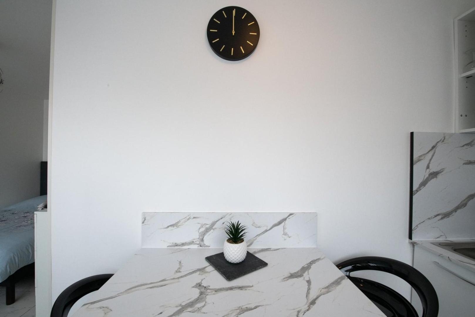 Le Jasseron - Appartement Cosy Avec Garage Quartier Partdieu Lyon Kültér fotó